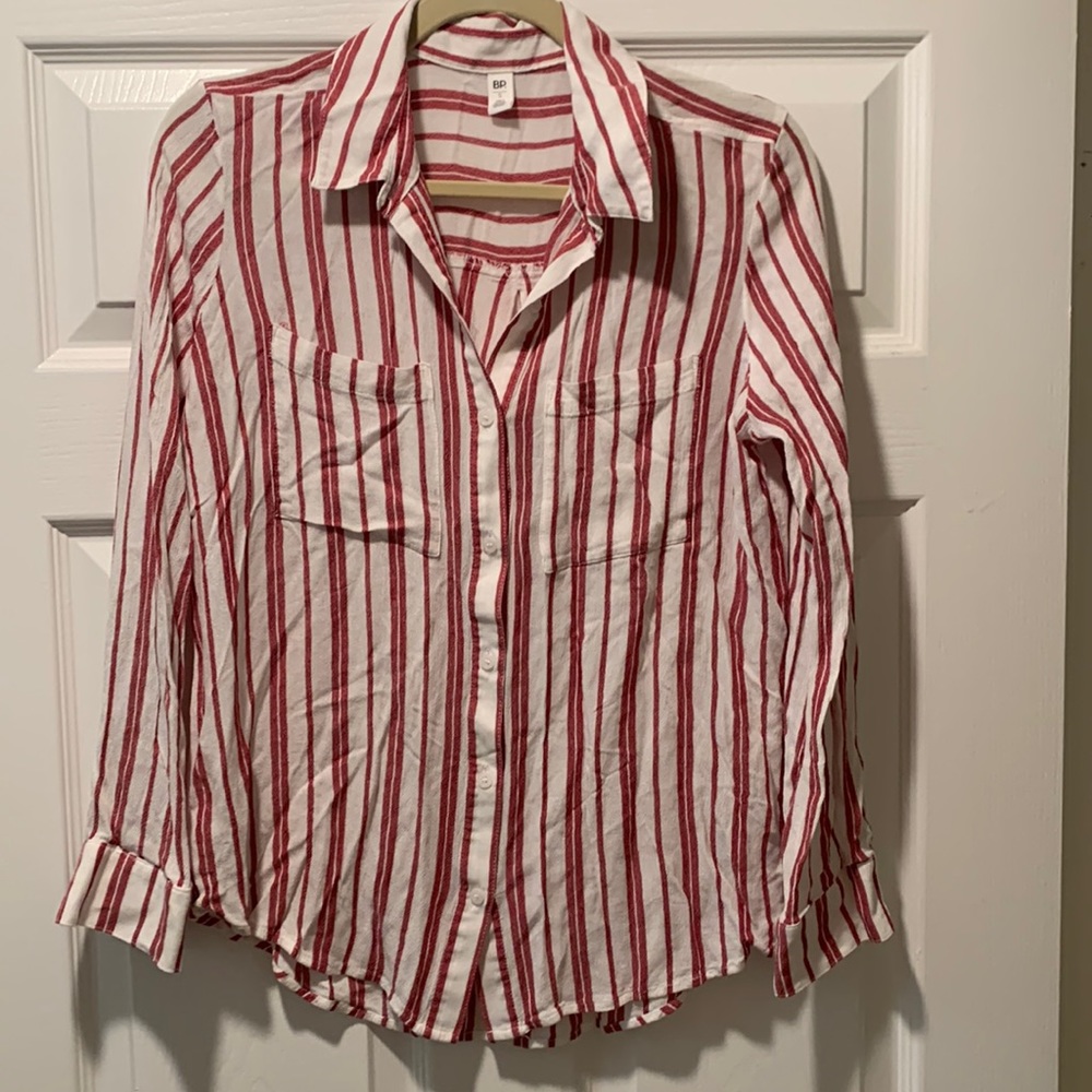 Light weight button down
